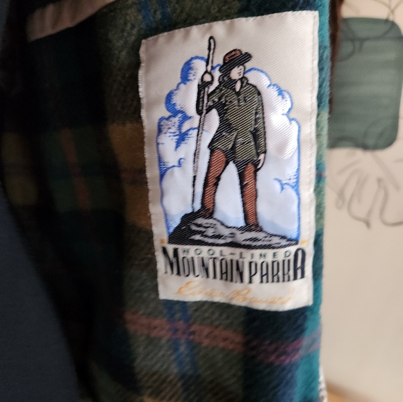 Eddie Bauer jacket button up with flannel lining parka - Picture 4 of 5